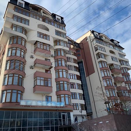 Luxury Apartments Truskavec' Esterno foto