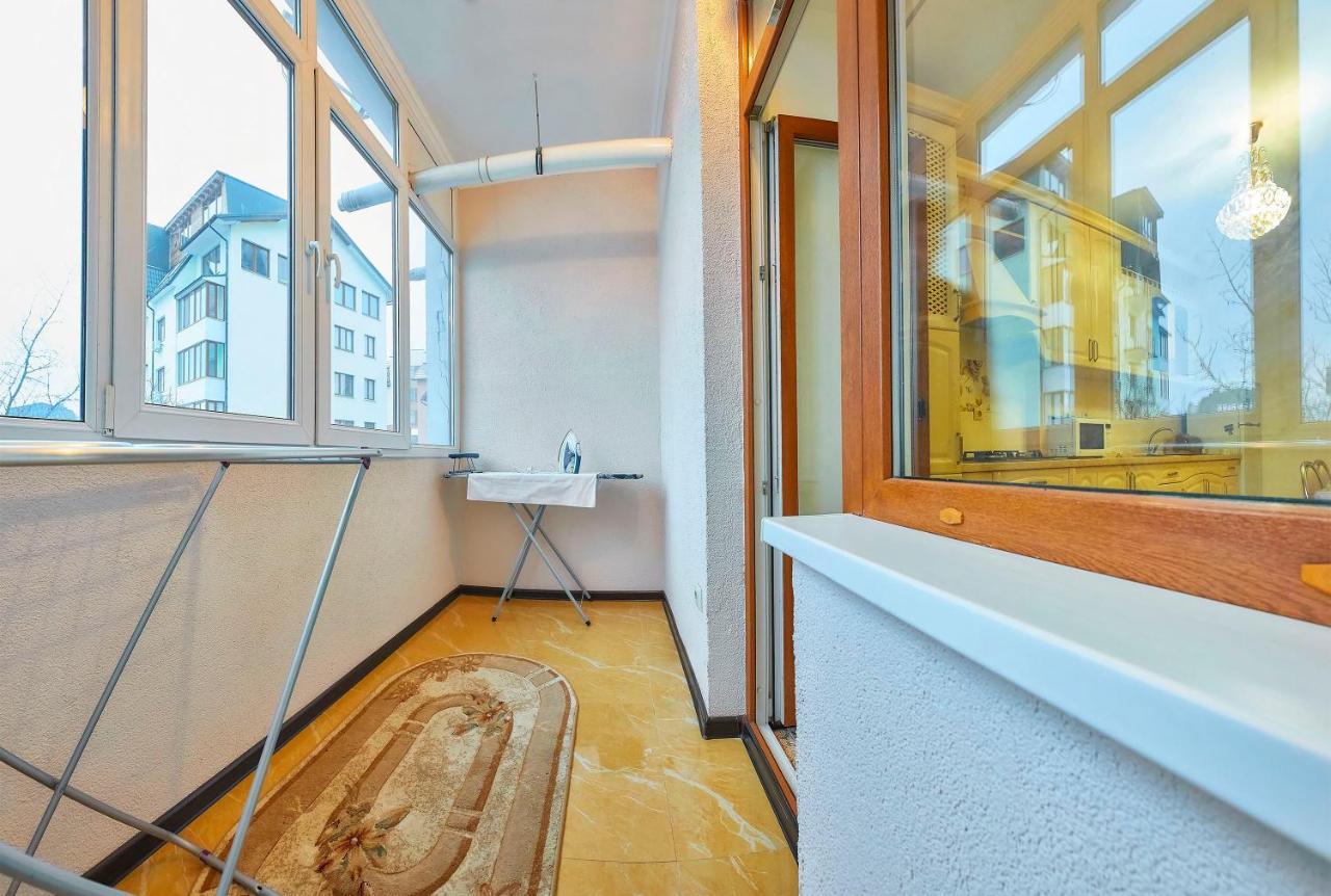 Luxury Apartments Truskavec' Esterno foto