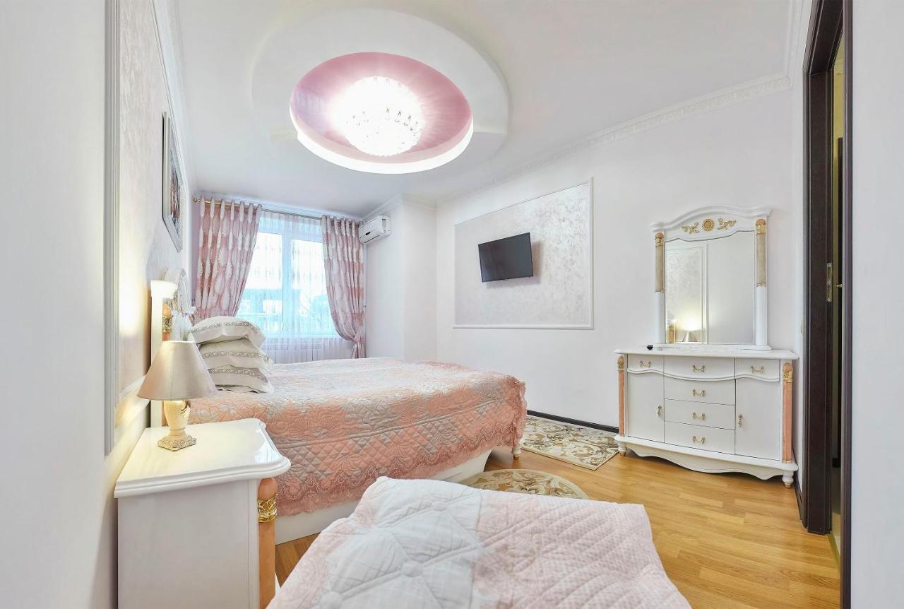 Luxury Apartments Truskavec' Esterno foto